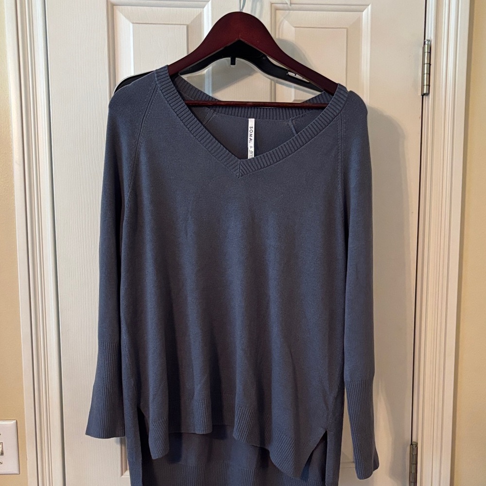 SOMA Women's Long Sleeve V-Neck Sweater